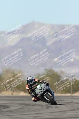 media/Dec-04-2025-Racers Edge (Thu) [[5ebc9f124d]]/3-B Group/1-Session 1 (Turn 7)/